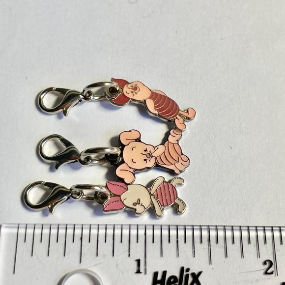 Vintage Disney Piglet Pooh Charm Lot of 3 Charms Purse Zipper Pull Clip On - Picture 6 of 6
